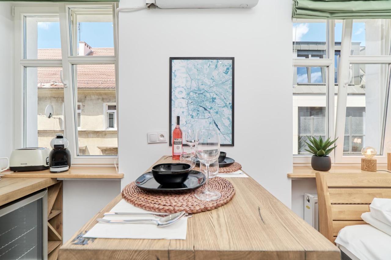 City Center Studio Wroclaw By Noclegi Renters Екстериор снимка