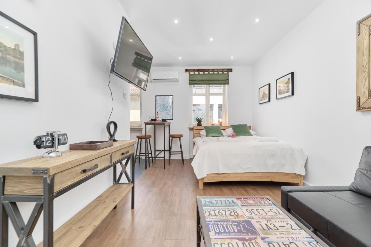 City Center Studio Wroclaw By Noclegi Renters Екстериор снимка