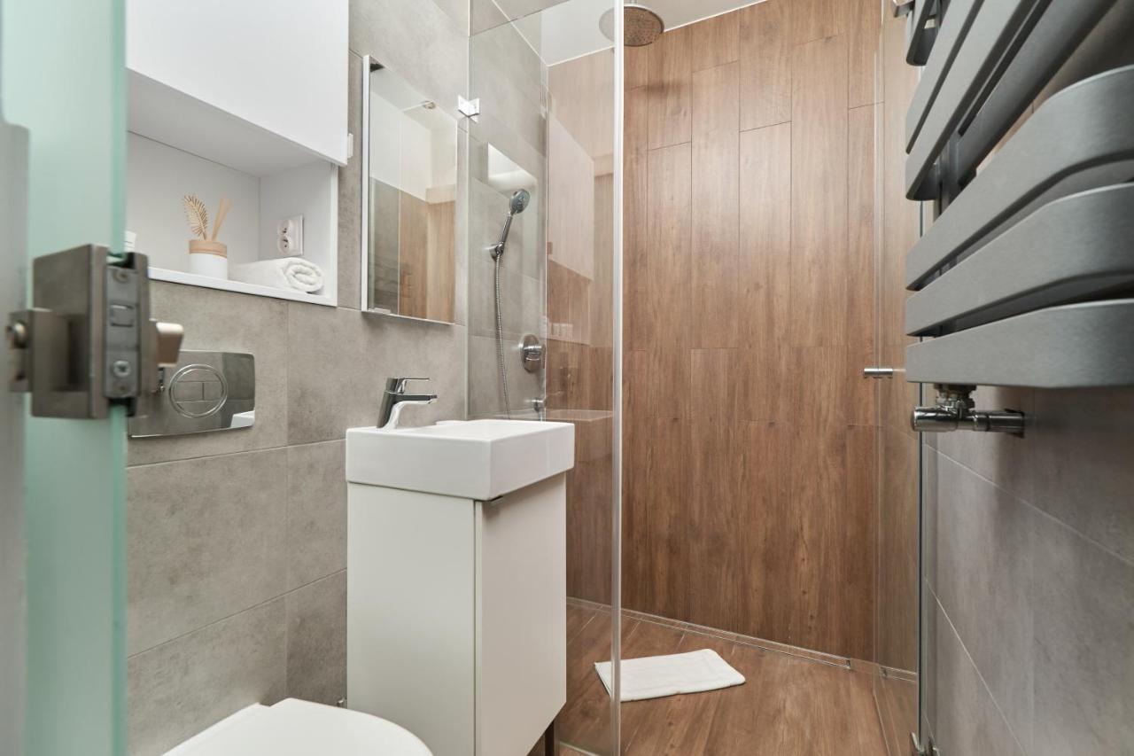 City Center Studio Wroclaw By Noclegi Renters Екстериор снимка