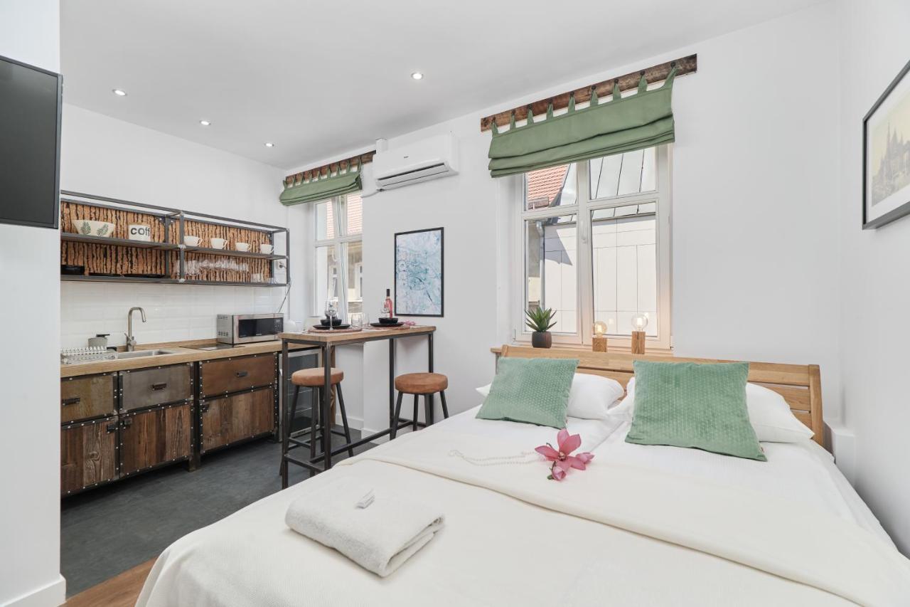 City Center Studio Wroclaw By Noclegi Renters Екстериор снимка